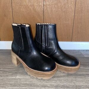 Oasis Society - Black Chunky Ankle Boots